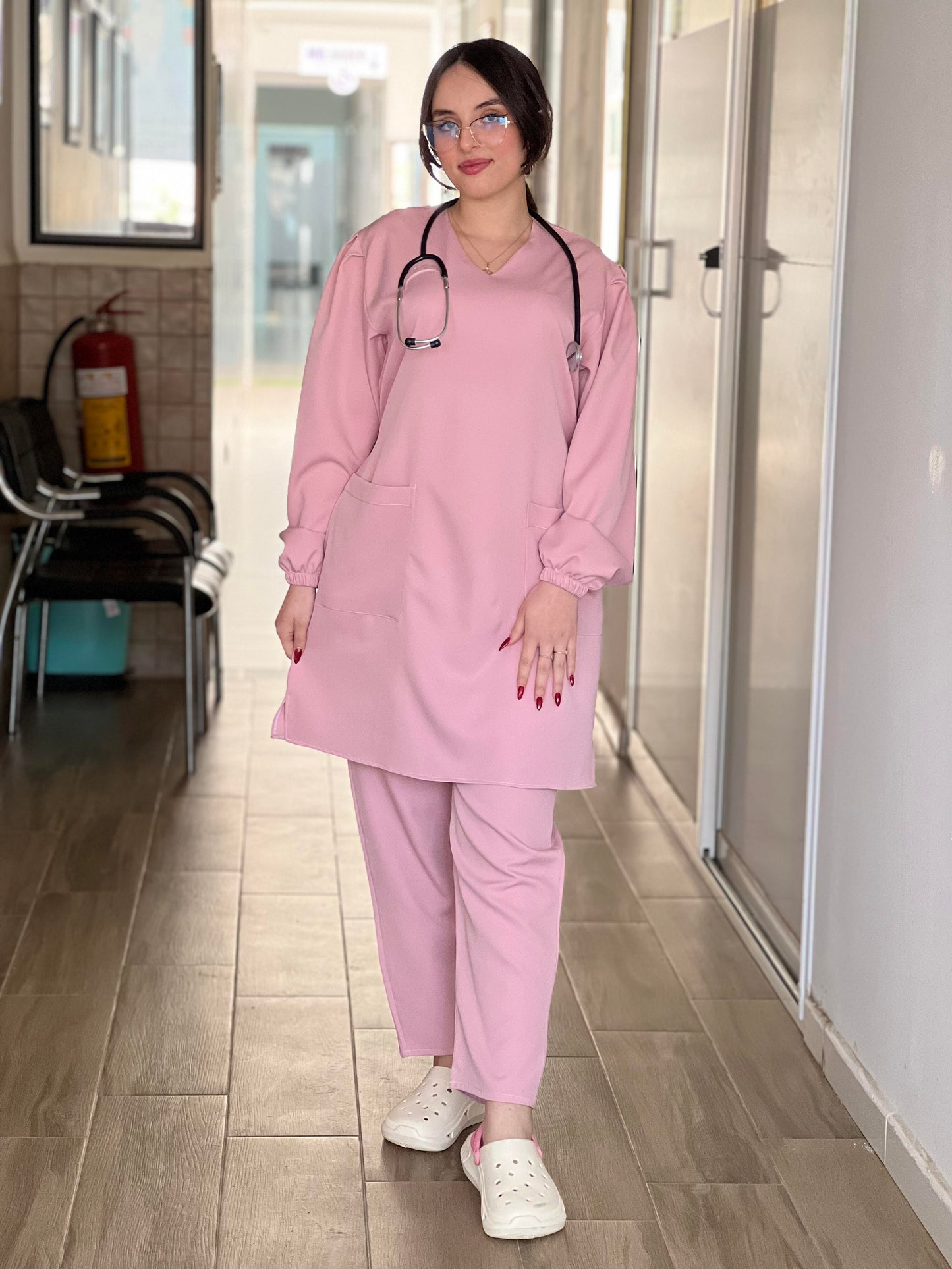 Serena - tenue médicale pour femme -moyenne
